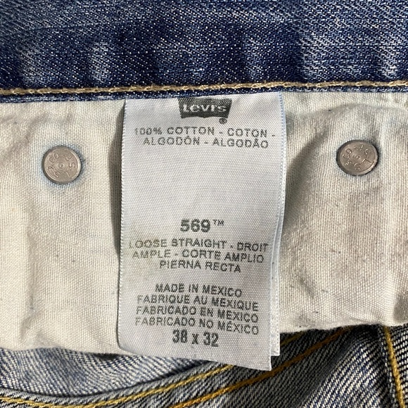 EUC Levi’s 569 Denim, Sz 38x32, Loose Straight, Cabincore, Minimalist, classic - Picture 9 of 12
